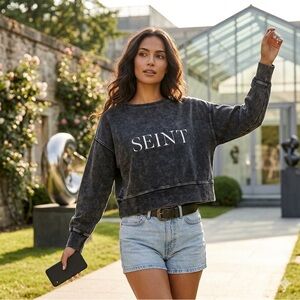Seint Mineral Washed Black/Charcoal Cropped Logo Sweatshirt size Medium NWT